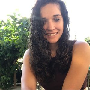 Meet your Posher, Monica